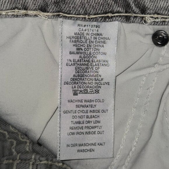 True Religion Rocco Relaxed Distressed Skinny Denim Jean Shorts - Size 31 - Picture 10 of 11